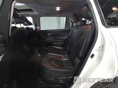 2023 Toyota Highlander XLE - zdjęcie 13 z 24 - miniatura