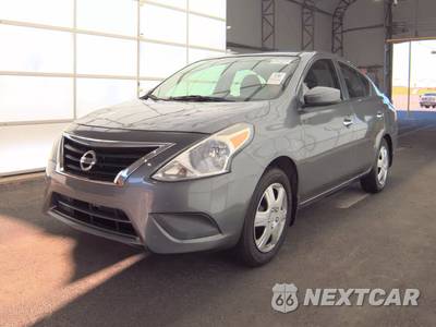 2016 Nissan Versa SV - zdjęcie 1 z 47 - miniatura