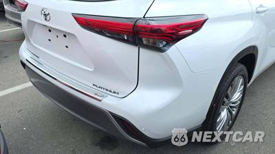 2023 Toyota Highlander Platinum - zdjęcie 22 z 26 - miniatura