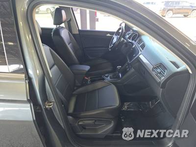 2018 Volkswagen Tiguan SE - zdjęcie 8 z 36 - miniatura