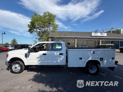 2018 Ford Super Duty F-350 Cab Chassis XL Crew Cab DRW - zdjęcie 4 z 9 - miniatura
