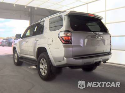 2024 Toyota 4Runner SR5 - zdjęcie 6 z 23 - miniatura