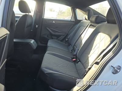 2025 Volkswagen Jetta Sport - zdjęcie 13 z 26 - miniatura