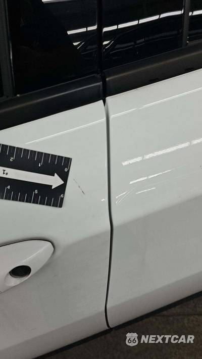 2022 Jeep Compass Latitude Lux - zdjęcie 21 z 28 - miniatura