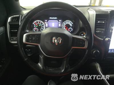 2023 Ram 1500 Big Horn Crew Cab Short Bed - zdjęcie 10 z 37 - miniatura