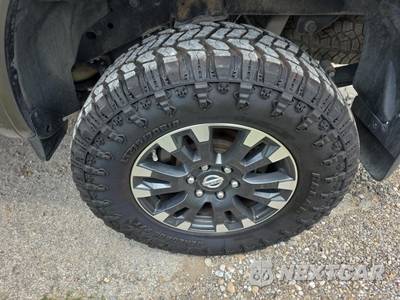 2019 Nissan TITAN XD PRO-4X Crew Cab Medium Bed - zdjęcie 11 z 21 - miniatura