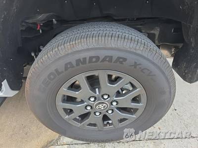 2025 Toyota 4Runner SR5 - zdjęcie 11 z 22 - miniatura