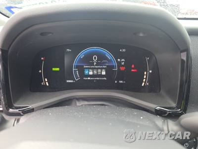 2025 Toyota Camry LE - zdjęcie 12 z 25 - miniatura