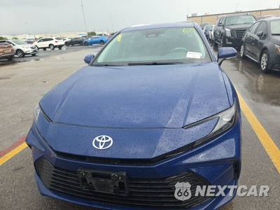 2025 Toyota Camry LE - zdjęcie 2 z 25 - miniatura
