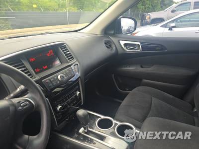 2015 Nissan Pathfinder S - zdjęcie 11 z 29 - miniatura