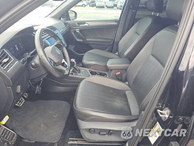 2022 Volkswagen Tiguan SE R-Line Black - zdjęcie 7 z 21 - miniatura