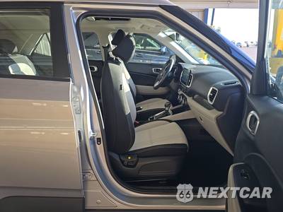 2025 Hyundai Venue SEL - zdjęcie 8 z 24 - miniatura