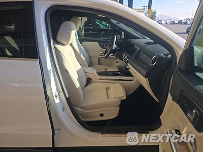 2025 Mercedes-Benz GLA 250 4MATIC - zdjęcie 8 z 17 - miniatura