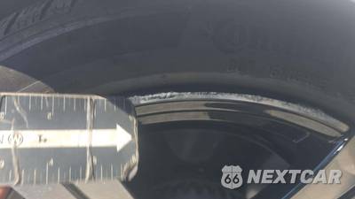 2025 Mercedes-Benz C 300 4MATIC - zdjęcie 27 z 34 - miniatura