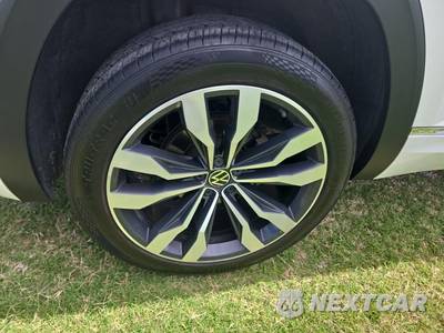 2022 Volkswagen Atlas Cross Sport V6 SEL Premium R-Line - zdjęcie 10 z 21 - miniatura