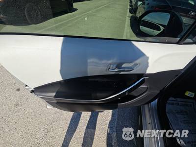 2020 Toyota Corolla SE Sedan - zdjęcie 9 z 20 - miniatura