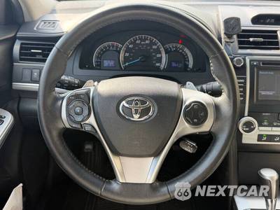 2014 Toyota Camry SE - zdjęcie 15 z 18 - miniatura
