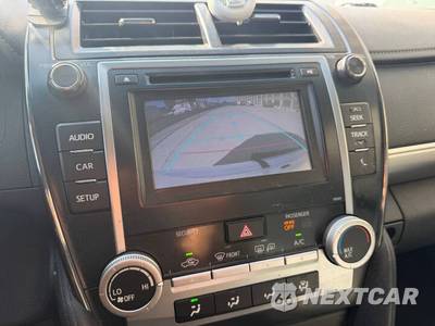 2014 Toyota Camry SE - zdjęcie 16 z 18 - miniatura