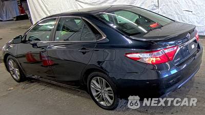 2017 Toyota Camry SE - zdjęcie 6 z 33 - miniatura