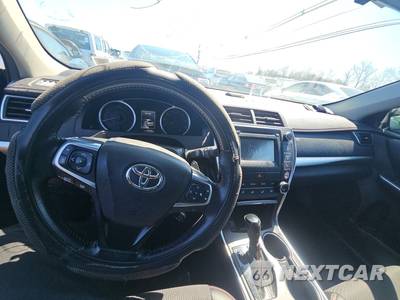 2017 Toyota Camry SE - zdjęcie 11 z 33 - miniatura