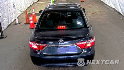 2016 Toyota Camry SE - zdjęcie 5 z 35 - miniatura