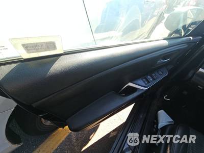 2015 Toyota Camry SE - zdjęcie 9 z 42 - miniatura