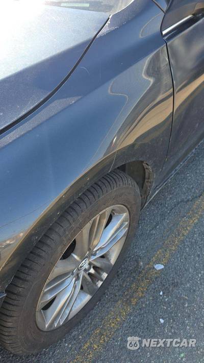 2016 Toyota Camry SE - zdjęcie 21 z 35 - miniatura