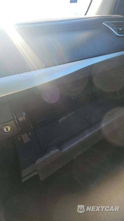 2015 Toyota Camry SE - zdjęcie 33 z 42 - miniatura