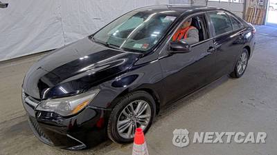 2015 Toyota Camry SE - zdjęcie 1 z 42 - miniatura