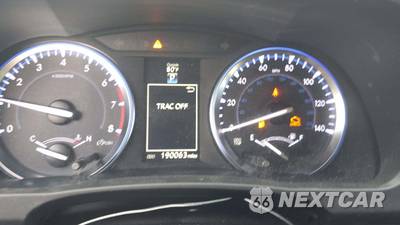 2016 Toyota Highlander XLE - zdjęcie 22 z 33 - miniatura