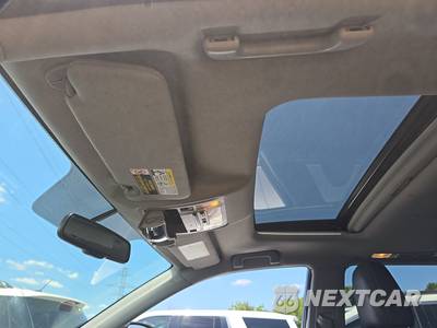 2016 Toyota Highlander XLE - zdjęcie 18 z 33 - miniatura