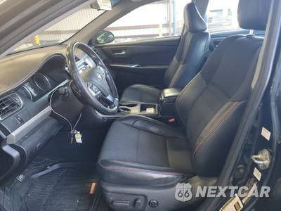 2017 Toyota Camry SE - zdjęcie 7 z 40 - miniatura
