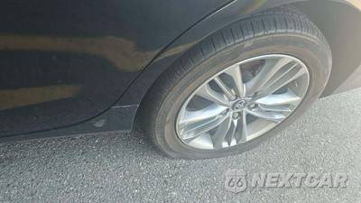 2017 Toyota Camry SE - zdjęcie 24 z 40 - miniatura