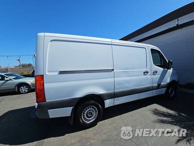 2019 Mercedes-Benz Sprinter 2500 2500 CARGO - zdjęcie 4 z 37 - miniatura