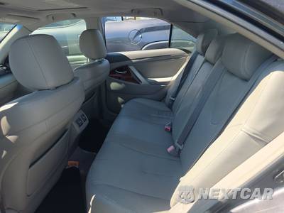 2010 Toyota Camry SE - zdjęcie 13 z 29 - miniatura