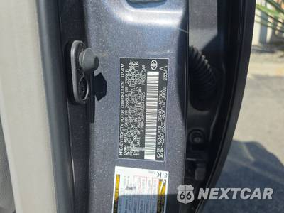 2010 Toyota Camry SE - zdjęcie 14 z 29 - miniatura