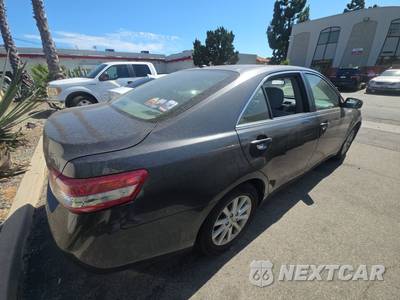 2010 Toyota Camry SE - zdjęcie 4 z 29 - miniatura
