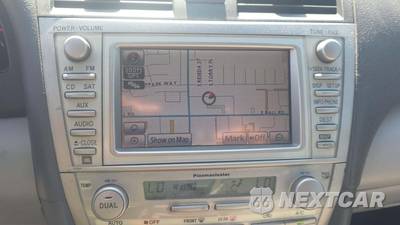 2010 Toyota Camry SE - zdjęcie 21 z 29 - miniatura