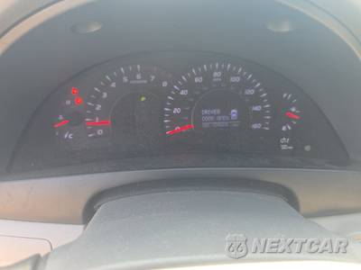 2010 Toyota Camry SE - zdjęcie 12 z 29 - miniatura