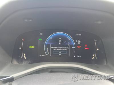 2025 Toyota Camry LE - zdjęcie 12 z 48 - miniatura