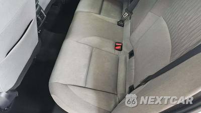 2025 Toyota Camry LE - zdjęcie 27 z 48 - miniatura