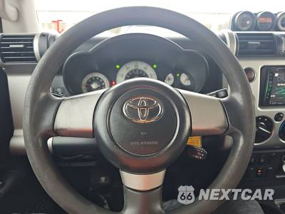 2008 Toyota FJ Cruiser w/Rear Doors - zdjęcie 10 z 31 - miniatura