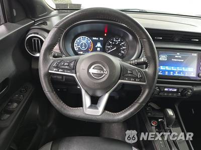 2022 Nissan Kicks SR - zdjęcie 10 z 35 - miniatura