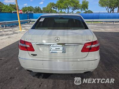 2011 Mercedes-Benz E 350 4MATIC Sedan - zdjęcie 5 z 22 - miniatura