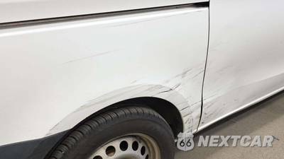 2016 Mercedes-Benz Metris Cargo Van 126.0" WB - zdjęcie 22 z 24 - miniatura