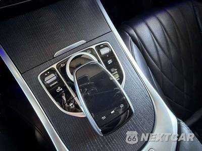 2021 Mercedes-Benz AMG G 63 4MATIC - zdjęcie 32 z 38 - miniatura