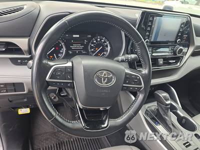 2021 Toyota Highlander XLE - zdjęcie 10 z 30 - miniatura