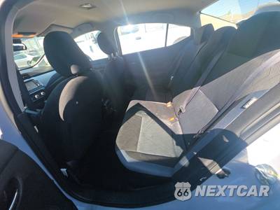 2025 Nissan Versa SV - zdjęcie 13 z 21 - miniatura