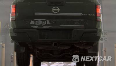 2022 Nissan Frontier SV Crew Cab Medium Bed - zdjęcie 8 z 18 - miniatura