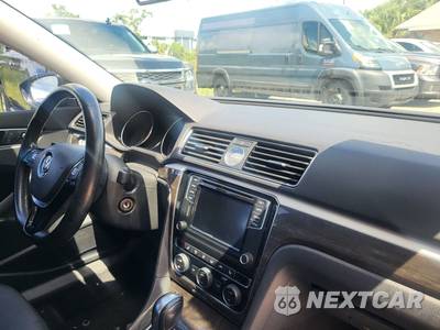 2016 Volkswagen Passat 1.8T SE - zdjęcie 12 z 64 - miniatura